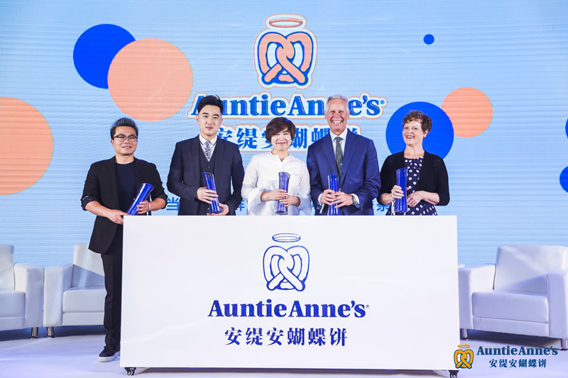 动漫福建国产成人高清精品一区二区三区，一个现实与梦幻交织的奇妙之旅